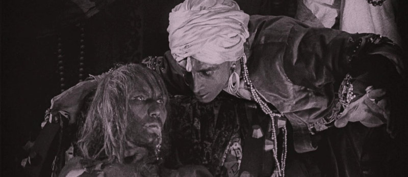 Conrad Veidt (r.) und Bernhard Goetzke in "Das indische Grabmal".